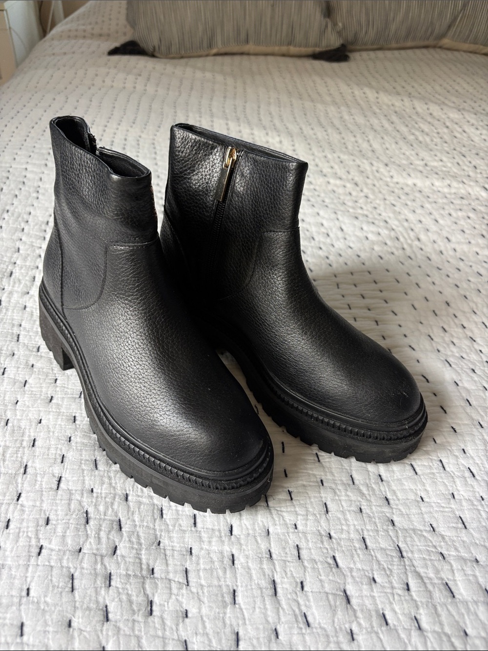 CECELIA NEW YORK Black Leather Ankle Booties with Side Zip
